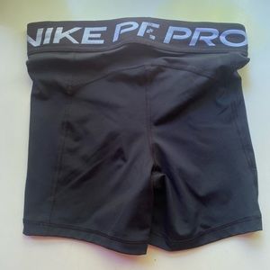 Black Nike Pros